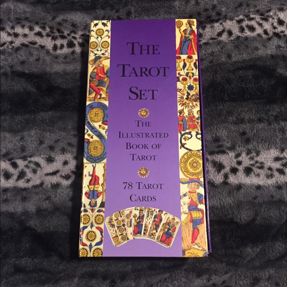 The Illustrated Book of Tarot
